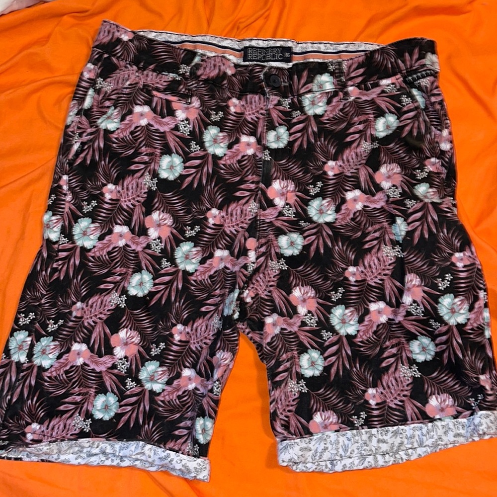 Mens floral shorts size 36